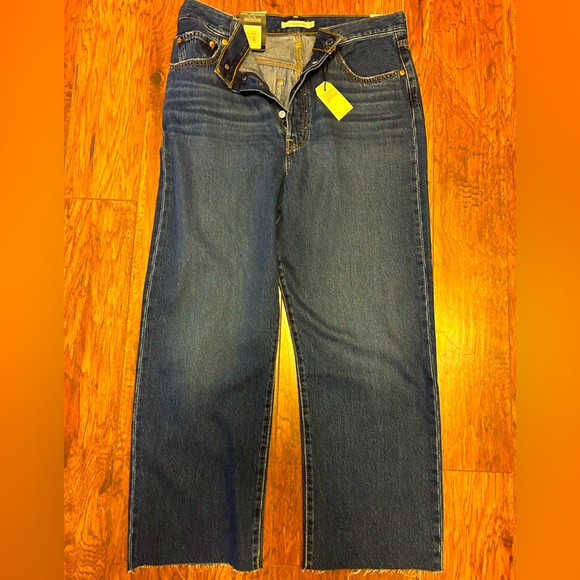 NWT Levi’s Ribcage Straight Ankle 32x27 501 - Picture 3 of 7